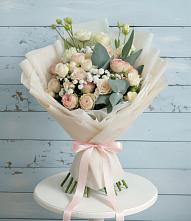 Букет цветов из:  Розы и Лизиантусы в Жилино-1