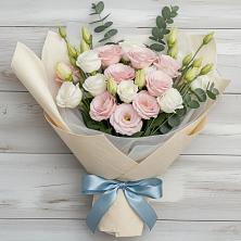 Букет цветов из:  Лизиантусы в Жилино-1