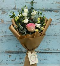 Букет цветов из:  Розы и Лизиантусы в Жилино-1