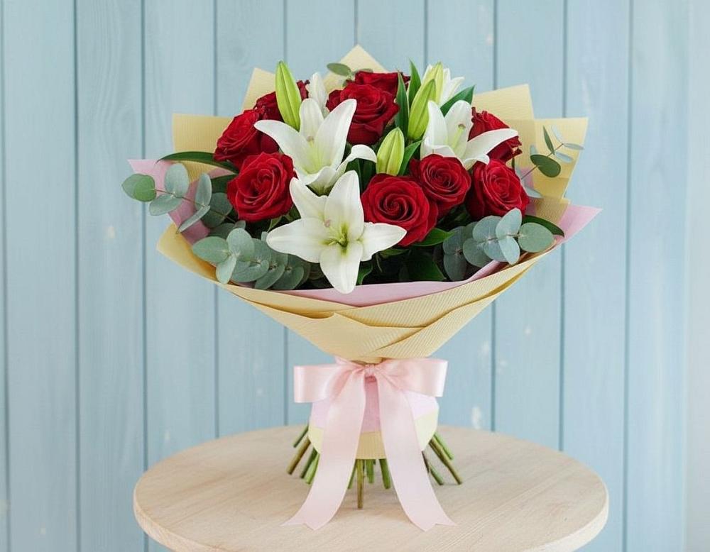 Букет цветов из: Лилии и Розы в Жилино-1